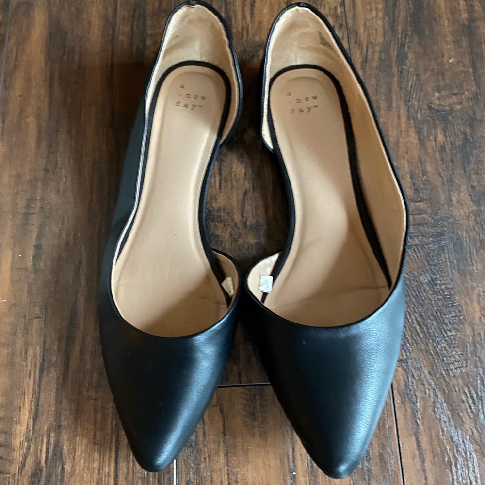 Black flats. Size 9.5.